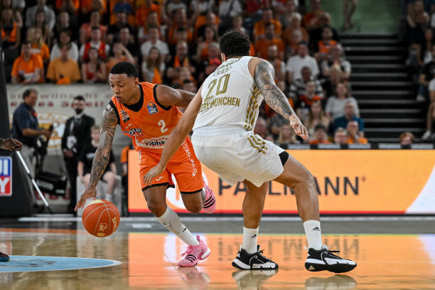 开季12连 开季12连